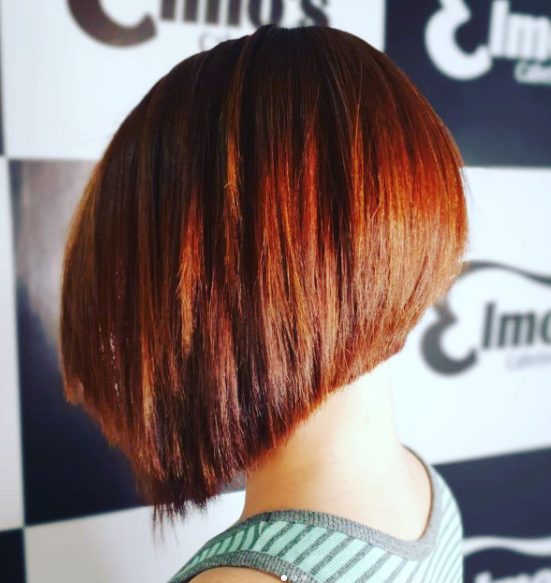 Chanel bob acobreado com corte estruturado no Elmo's
