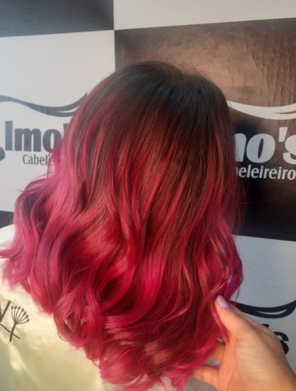 Vermelho cereja vibrante com degradê em Valinhos